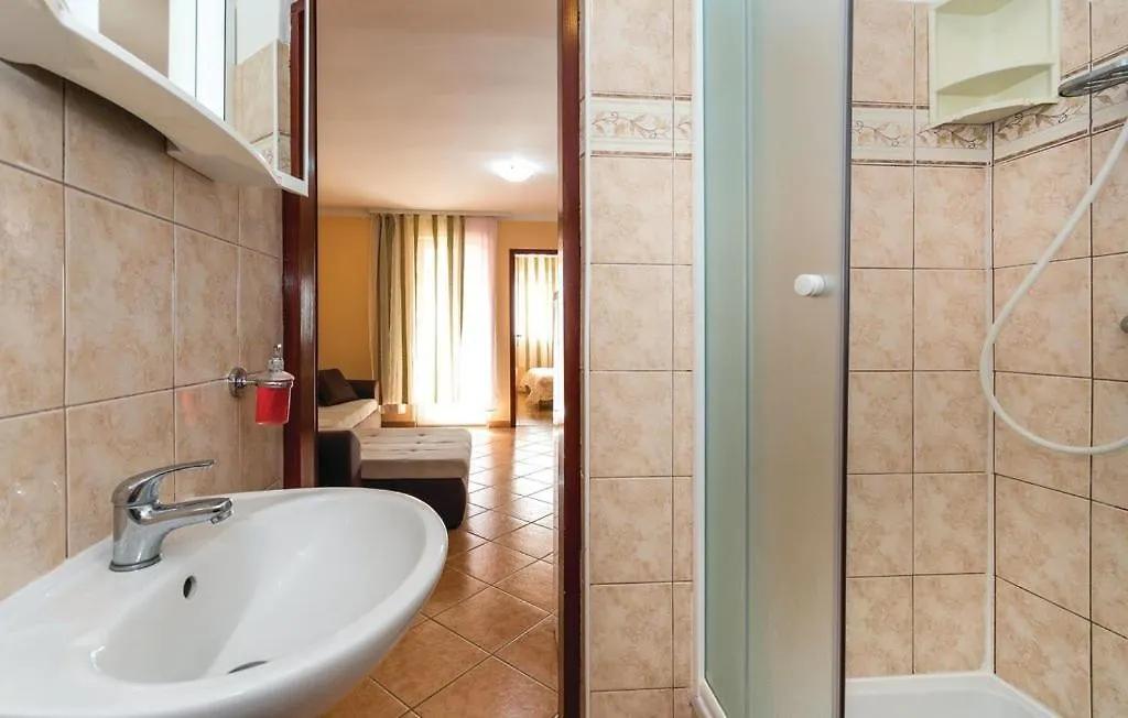 Kenan Apartmani Liznjan